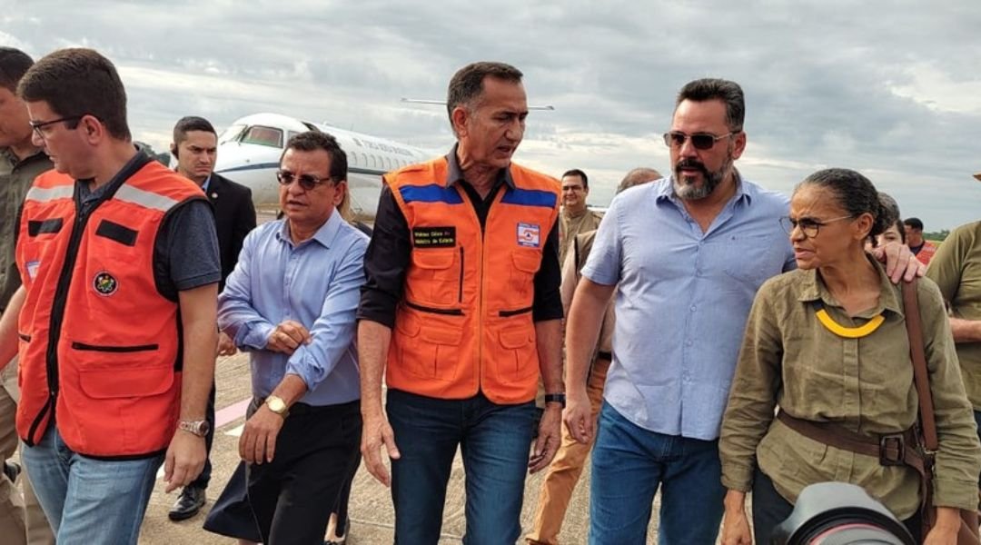 Ministros da Integração e do Meio Ambiente visitam regiões afetadas pela cheia no Acre