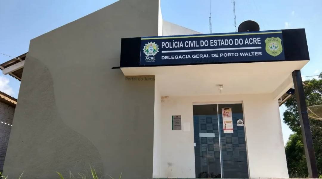 Acusados de estupro coletivo são alvos de busca e apreensão em Porto Walter