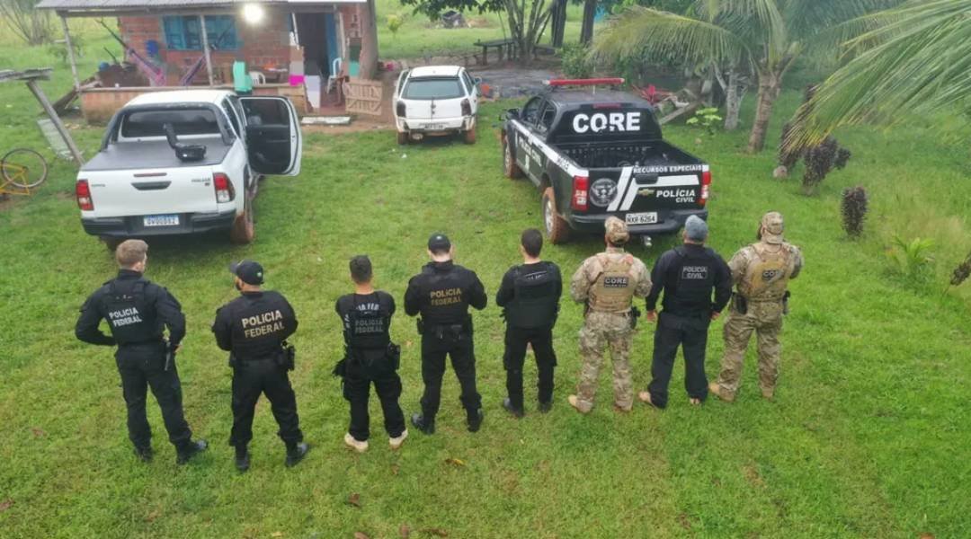 Operação da PF cumpre 13 mandados em investigação de invasão de vendas de terras no Acre