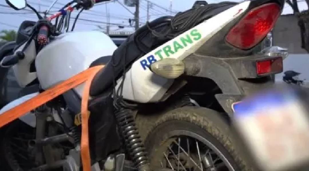 Após fazer corrida, mototaxista é sequestrada, espancada e violentada no Acre