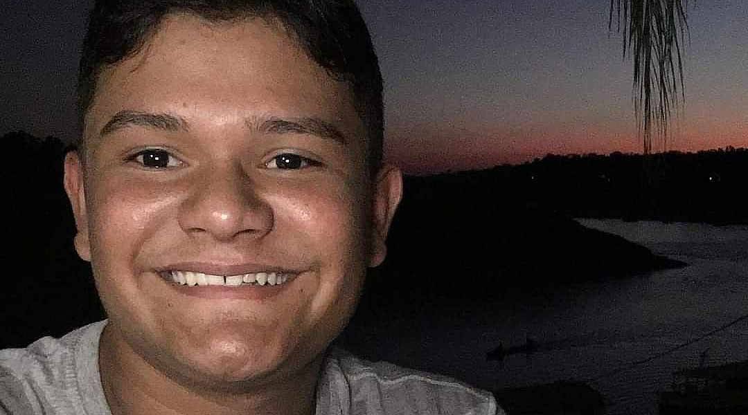 Homem salta de ponte e morre afogado em balneário de Boca do Acre