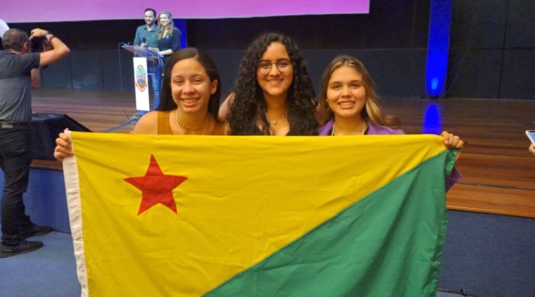 Alunos do Acre ganham prêmio de destaque na maior feira de projetos científicos da América Latina