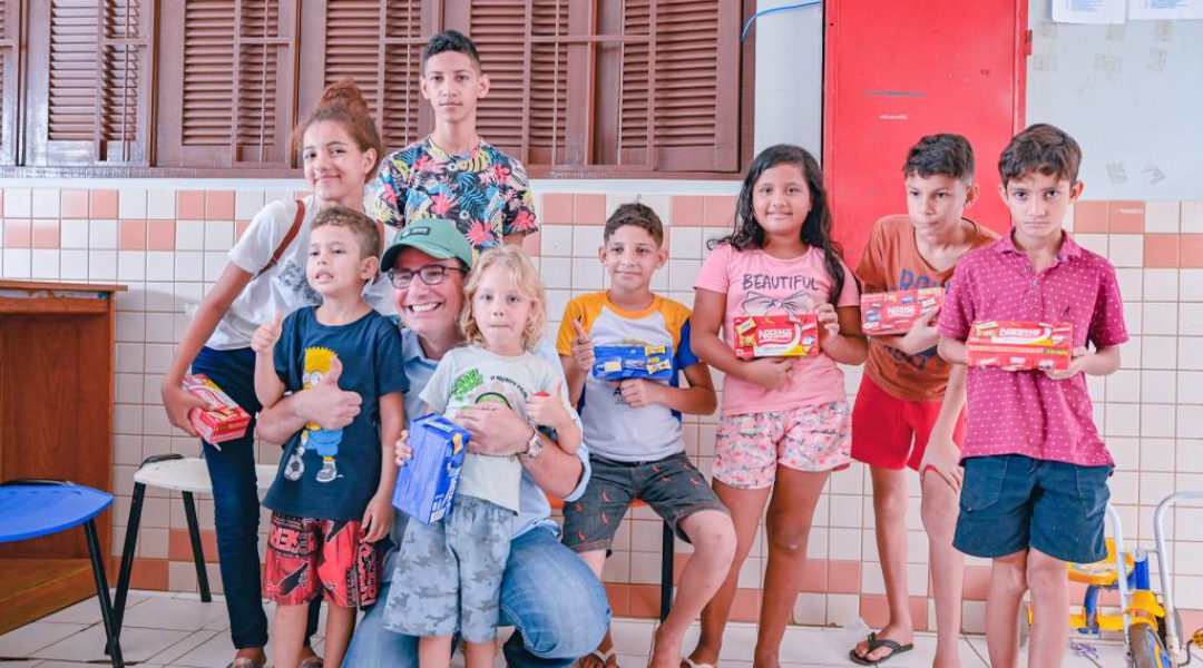 Governador Gladson Cameli visita abrigo neste Domingo de Páscoa