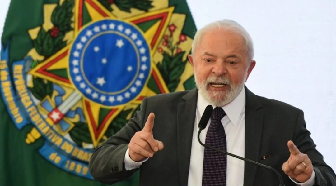 Lula diz que governo não revogará novo ensino médio: “Foi suspenso”