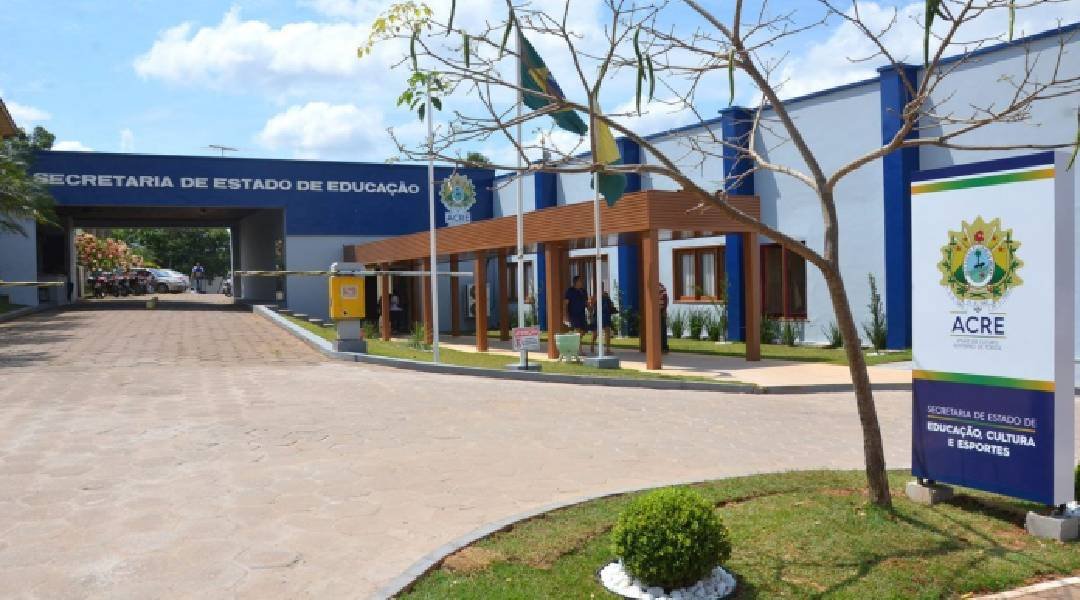 Governo emite nota sobre pagamento retroativo de reajuste dos servidores da Educação