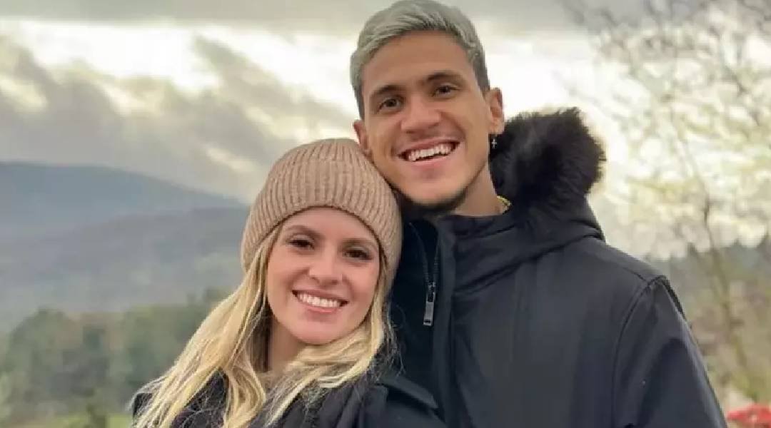 Esposa do atacante Pedro, do Flamengo, é investigada por lavagem de dinheiro