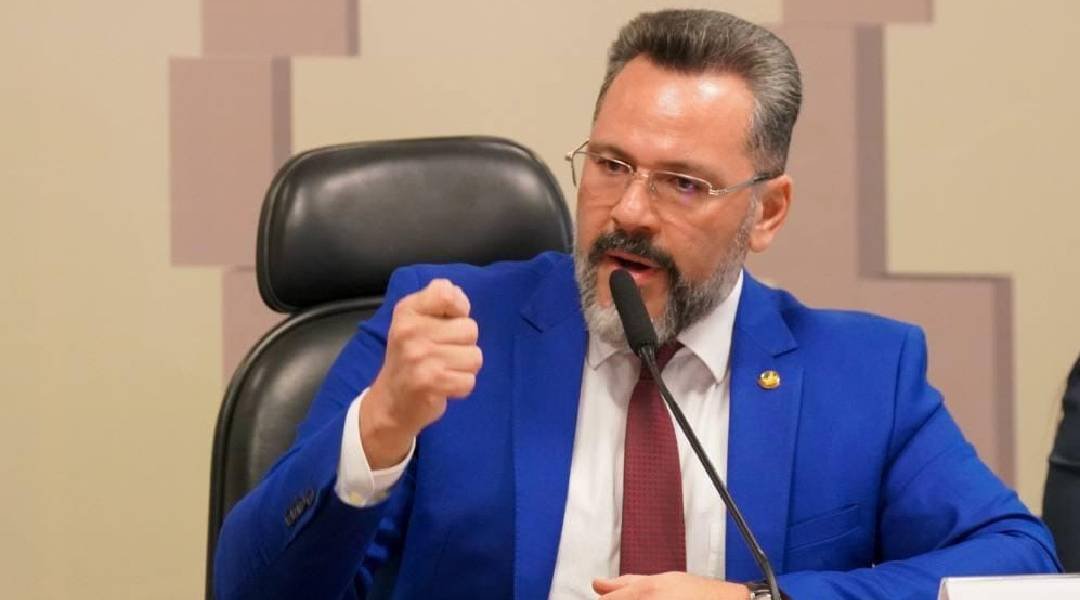 Alan Rick foi o único senador do Acre a votar a favor do reajuste anual do piso nacional da enfermagem