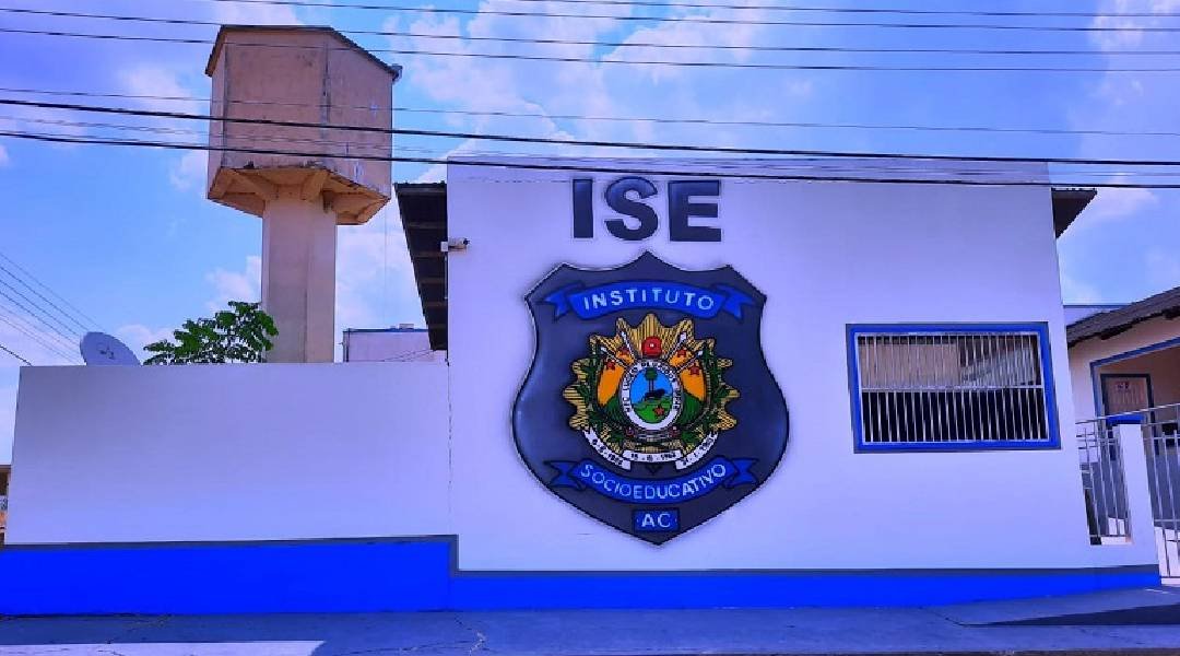 Polícia Militar recaptura dois menores foragidos do Centro Socioeducativo do Juruá