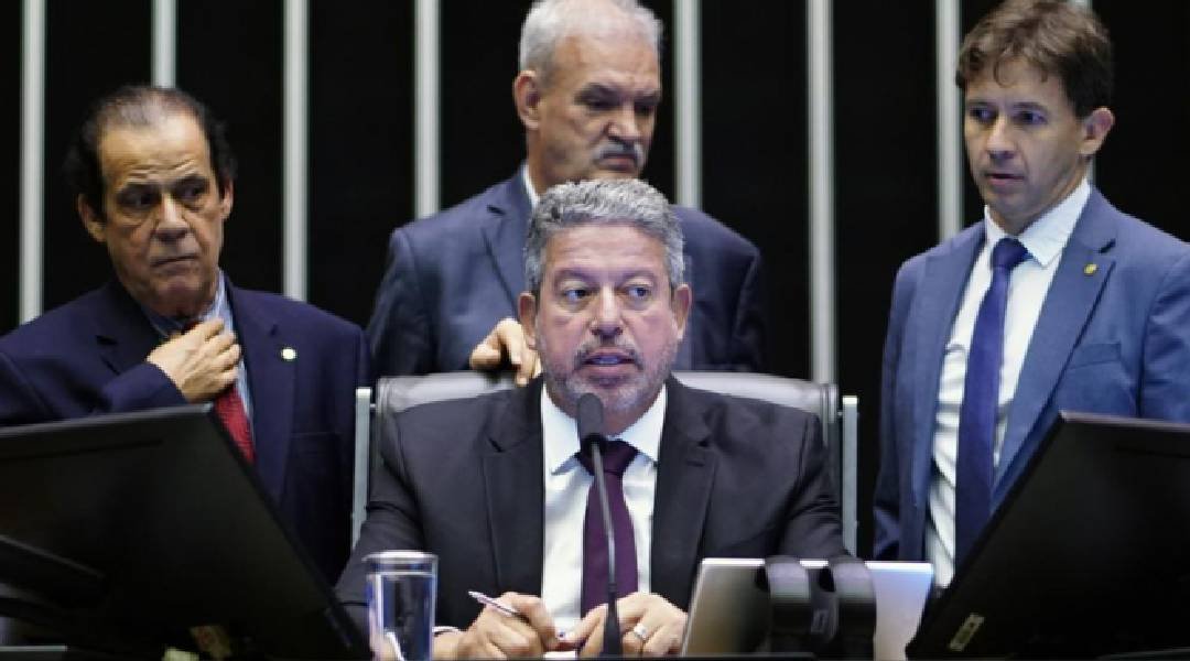 ‘PL da Censura’: ‘O Estado controlará a liberdade de expressão para o bem de geral’, diriam todos os ditadores