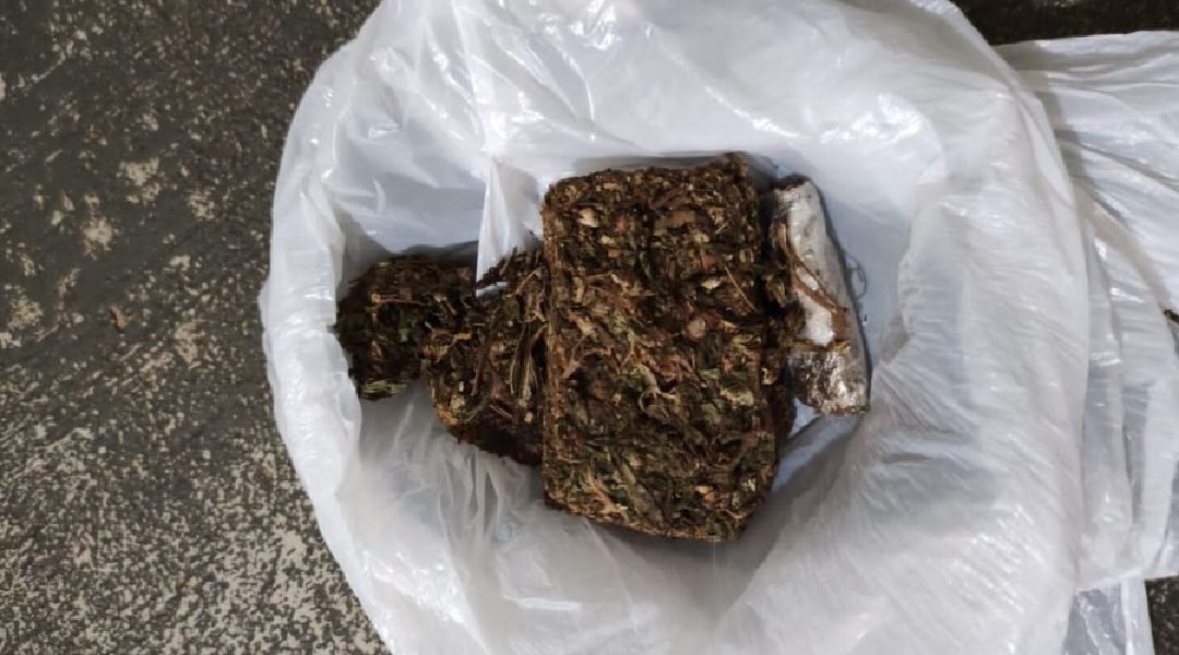 Em Cruzeiro do Sul, homem é preso em flagrante por tráfico