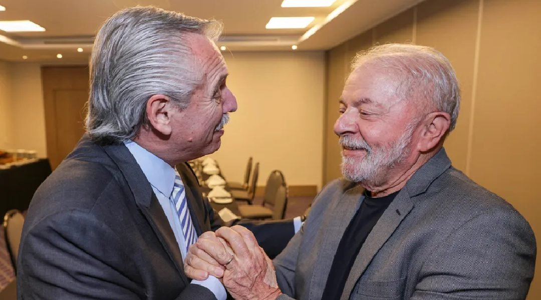Jantar com Fernández: Lula cogita pacote de socorro à Argentina
