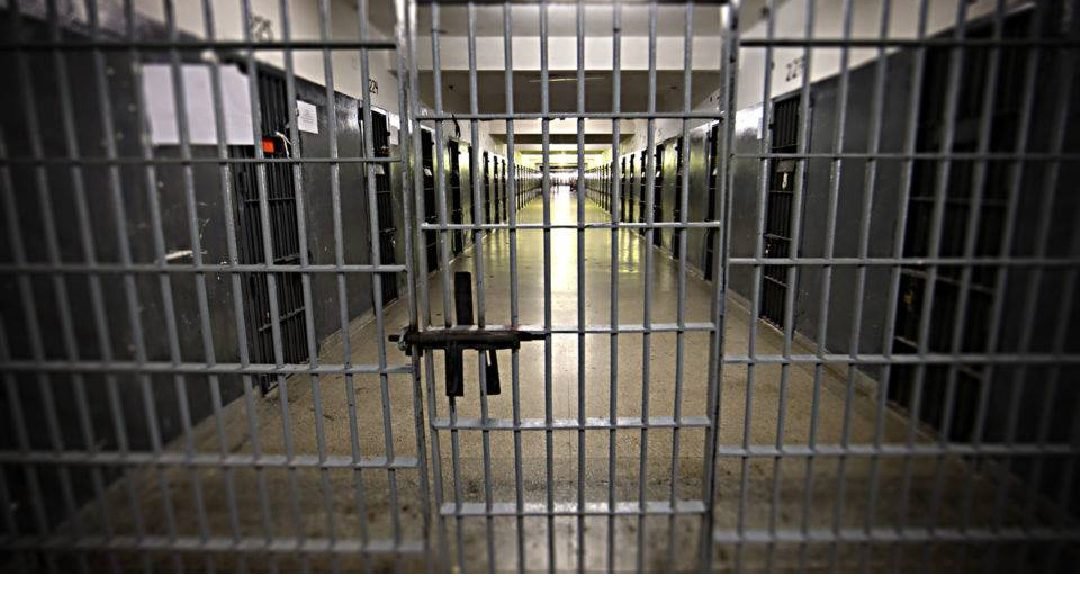 Celulares são encontrados com reeducandos no presídio de Cruzeiro do Sul