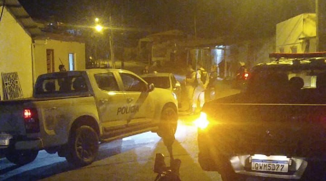 Polícia Militar prende indivíduo por tráfico de drogas durante operação de trânsito em Cruzeiro do Sul