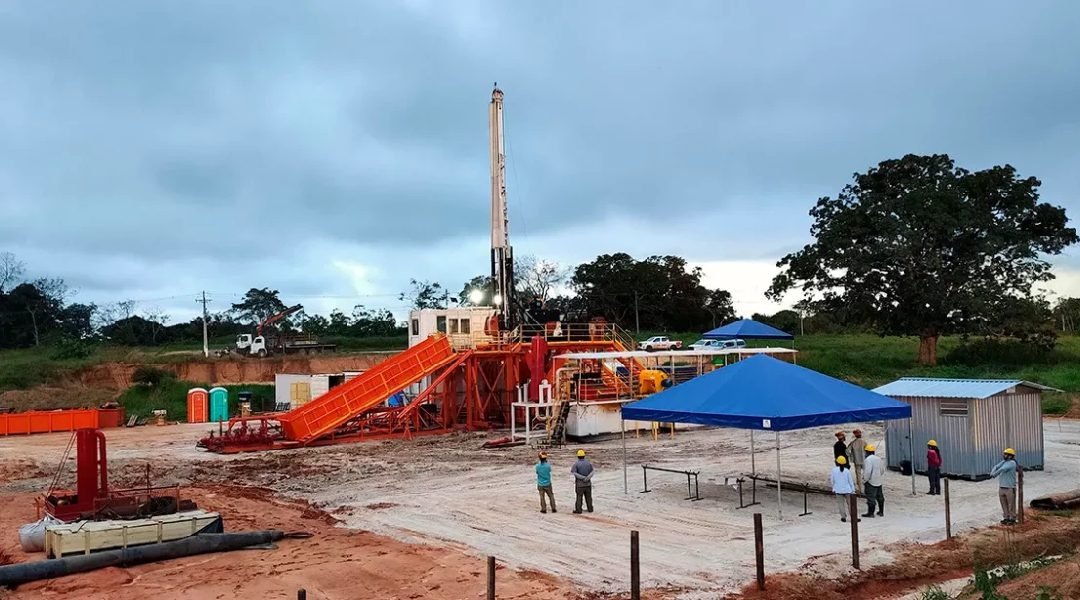 Cientistas de 12 países estão em Rodrigues Alves perfurando poço para pesquisa sobre história da Amazônia