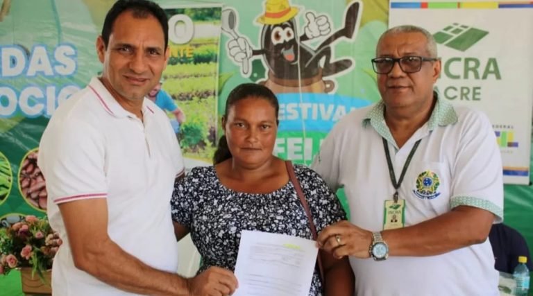 Incra e prefeitura de Marechal Thaumaturgo beneficiam 73 famílias com R$ 365 mil