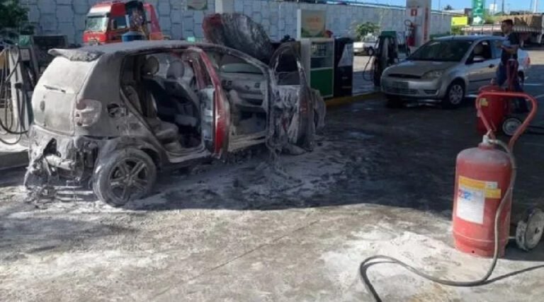 Vídeo: carro com três mulheres explode em posto no Rio Grande do Norte