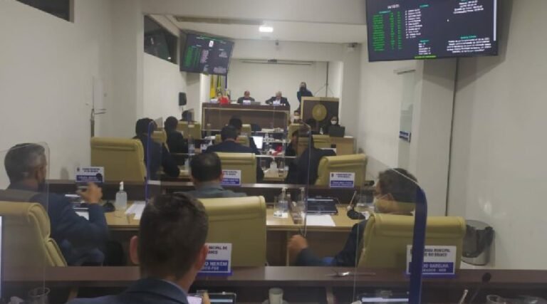 Câmara aumenta de 17 para 21 o número de vereadores de Rio Branco