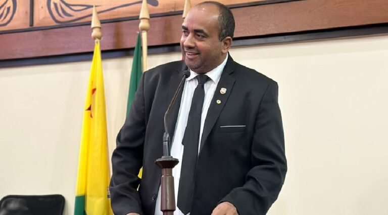 Clodoaldo Rodrigues comemora aprovação do PL que garante direitos para pessoas com Fibromialgia