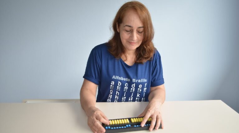 Centro de Apoio Pedagógico para Atendimento às Pessoas com Deficiência Visual abre inscrições para três cursos