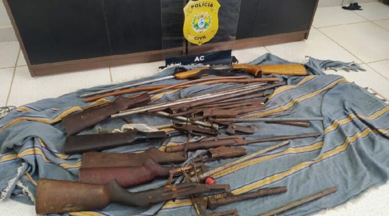 Polícia desmonta oficina de armas artesanais no interior do Acre