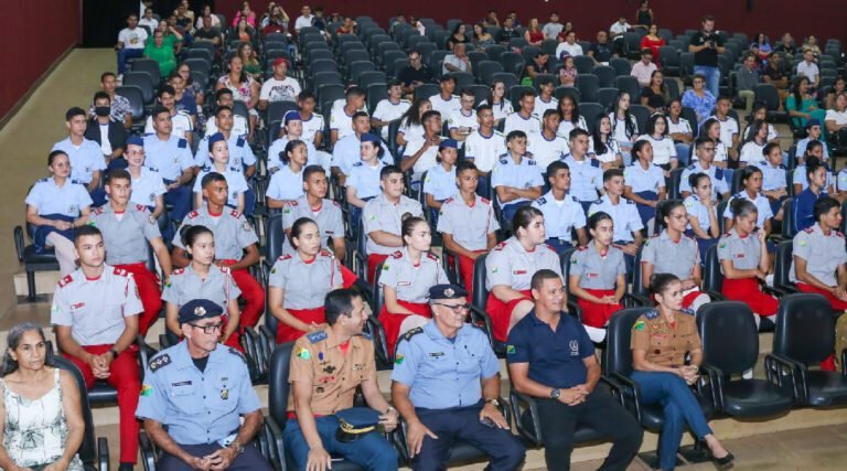 Ieptec realiza cerimônia de certificação de cursos profissionalizantes em Cruzeiro do Sul