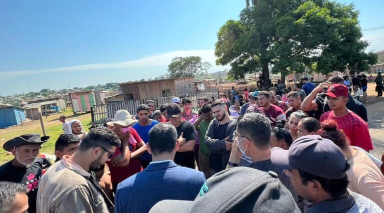 Polícia interdita vias de acesso a invasões; mais de 100 policiais são acionados