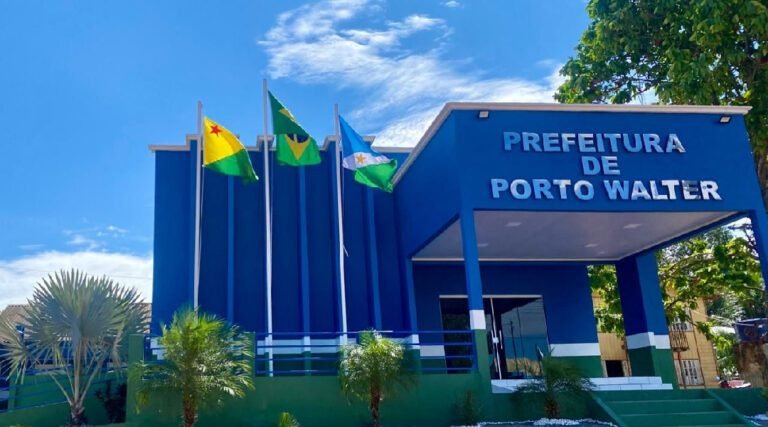 Educadores de Porto Walter denunciam perseguição política após greve
