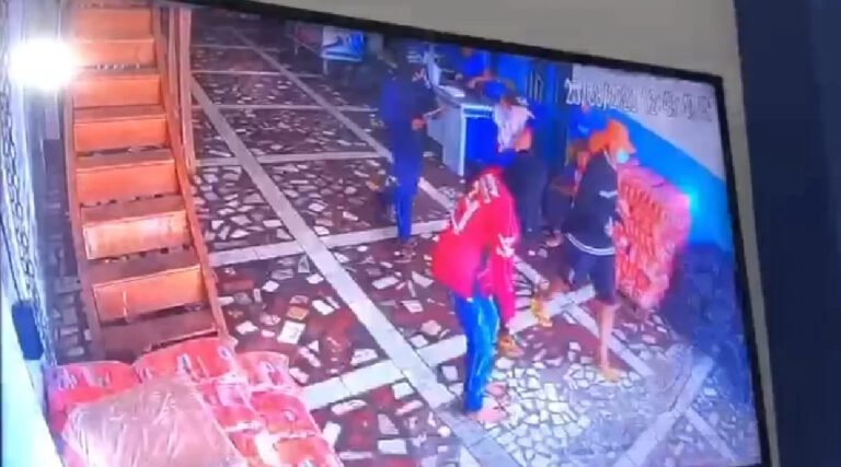 VÍDEO: Homens Armados realizam roubo em fábrica de gelo de Cruzeiro do Sul