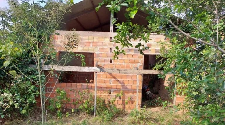 Polícia resgata criança de 9 anos que foi sequestrada pelo próprio pai ao sair de escola no AC