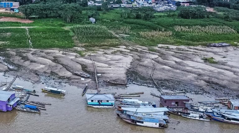 Governo do Estado alerta população do Juruá sobre o uso consciente da água