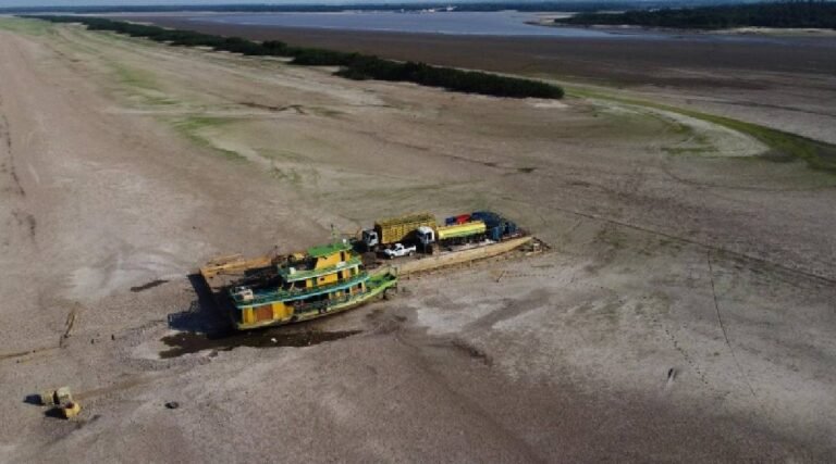 95% dos municípios do Amazonas entram em situação de emergência, maior número desde o início da crise