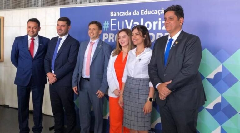 Autoridades Acreanas assumem compromisso em Brasília pela valorização dos professores
