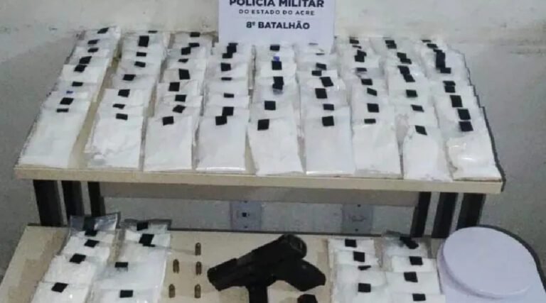 PM apreende droga e arma de fogo em Sena Madureira