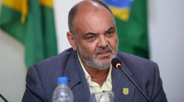 Adepol pede afastamento do delegado-geral de Polícia Civil e mais denúncias revelam situação crítica nas delegacias do AC