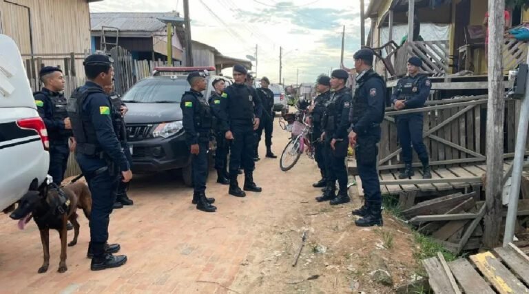 Com forte aparato de policias militares e uso de drone, Força de Segurança realiza “Operação Relâmpago” em Tarauacá