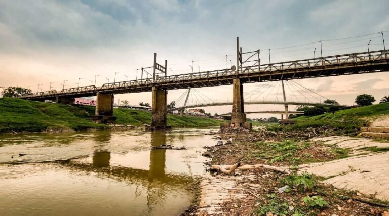 Chuvas regulares no Acre devem voltar apenas no final de dezembro, diz Defesa Civil