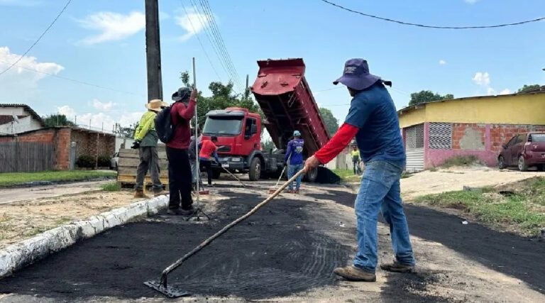 Prefeitura de Rodrigues Alves começa operação tapa buraco após adquirir 500 toneladas de asfalto