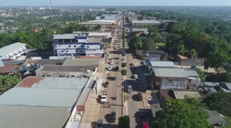 Cidade de fronteira no Acre declara emergência devido ao fluxo de migrantes, Acre