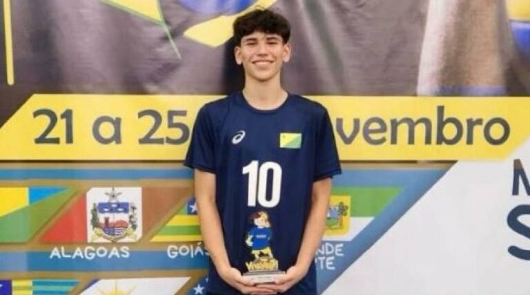 Atacante acreano é escolhido como um dos melhores do Brasileiro de Voleibol