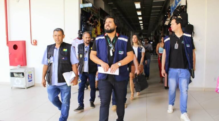 Procon do Acre alerta consumidores sobre promoções da Black Friday