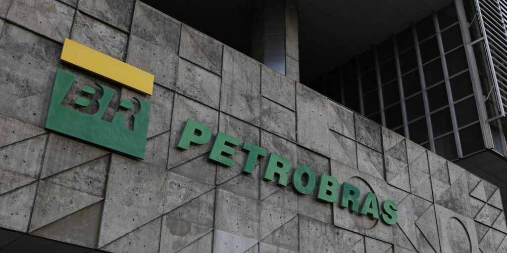 petrobras-recebe-autorizacao-para-mudar-estatuto-social