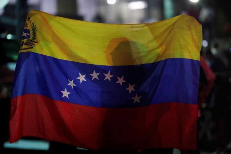 ex-presidentes-da-america-latina-e-espanha-condenam-venezuela-e-fazem-alerta-a-comunidade-internacional-|-cnn-brasil