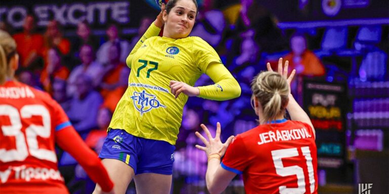 brasil-vence-republica-tcheca-no-mundial-de-handebol-feminino