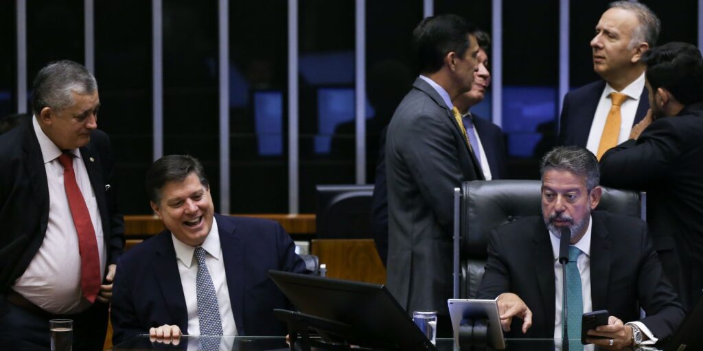 camara-aprova-texto-base-da-reforma-tributaria-em-primeiro-turno