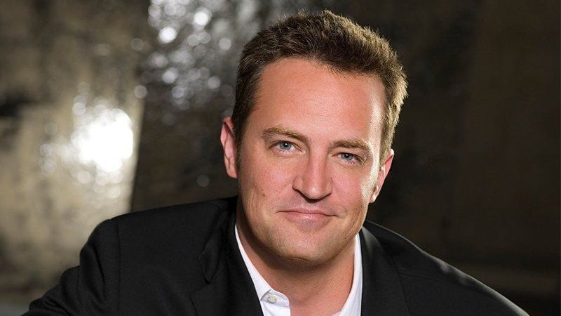 autopsia-mostra-que-matthew-perry-morreu-de-‘efeitos-agudos-da-cetamina’-|-cnn-brasil