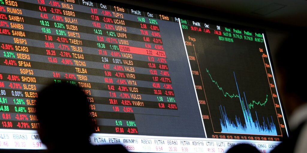 ibovespa-fecha-em-alta-e-bate-recorde-de-134-mil-pontos