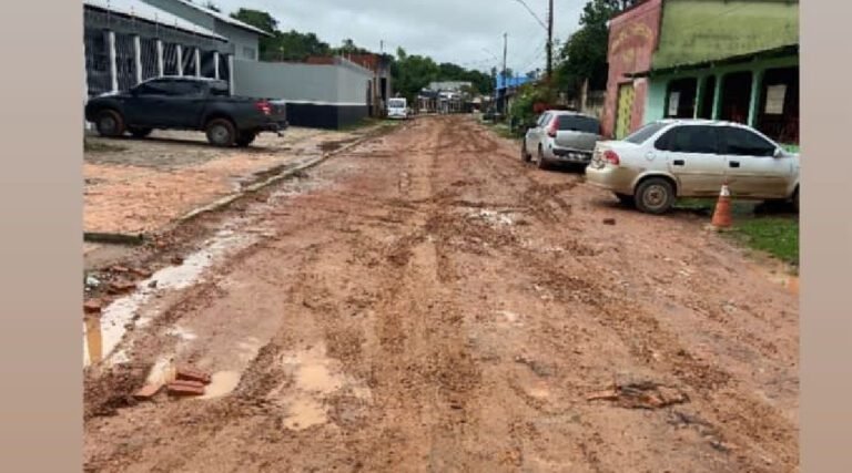 Delegado denuncia condições precárias nas ruas de Feijó