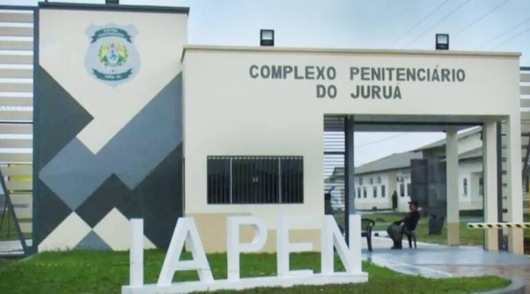 Mulher é presa após ser pega com drogas antes de realizar visita íntima em presídio de Cruzeiro do Sul