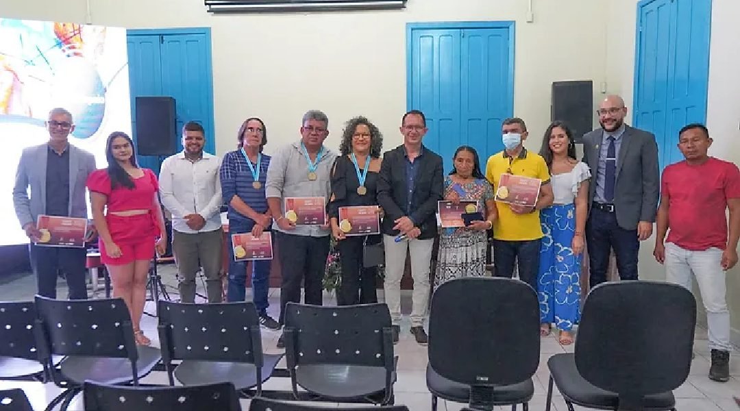 Novo Projeto - 2023-12-21T191741.985