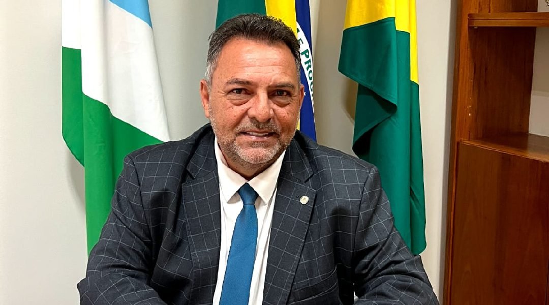 Novo Projeto - 2023-12-25T190812.113